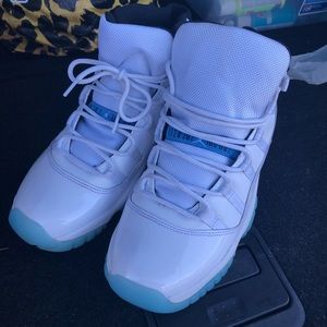 Jordan 11s legend blues